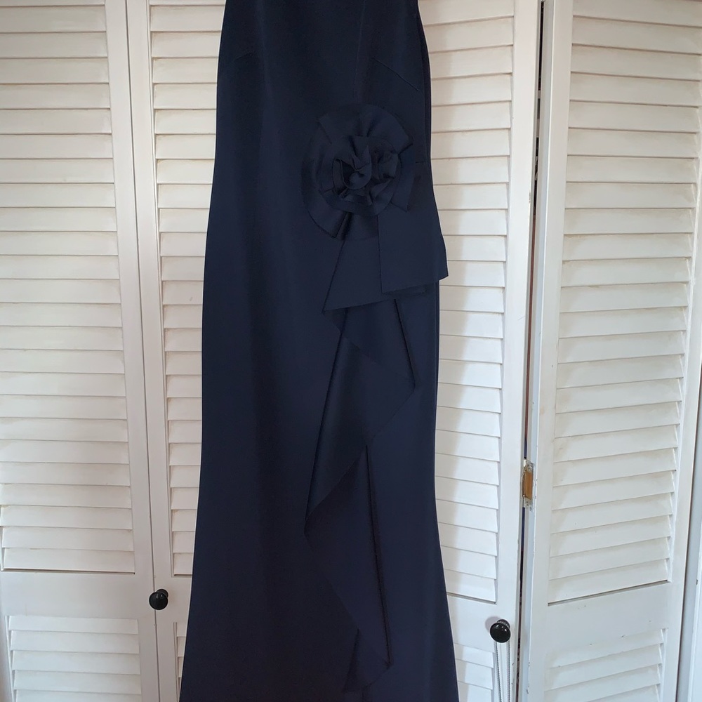 Elegant Jessica Howard Dress